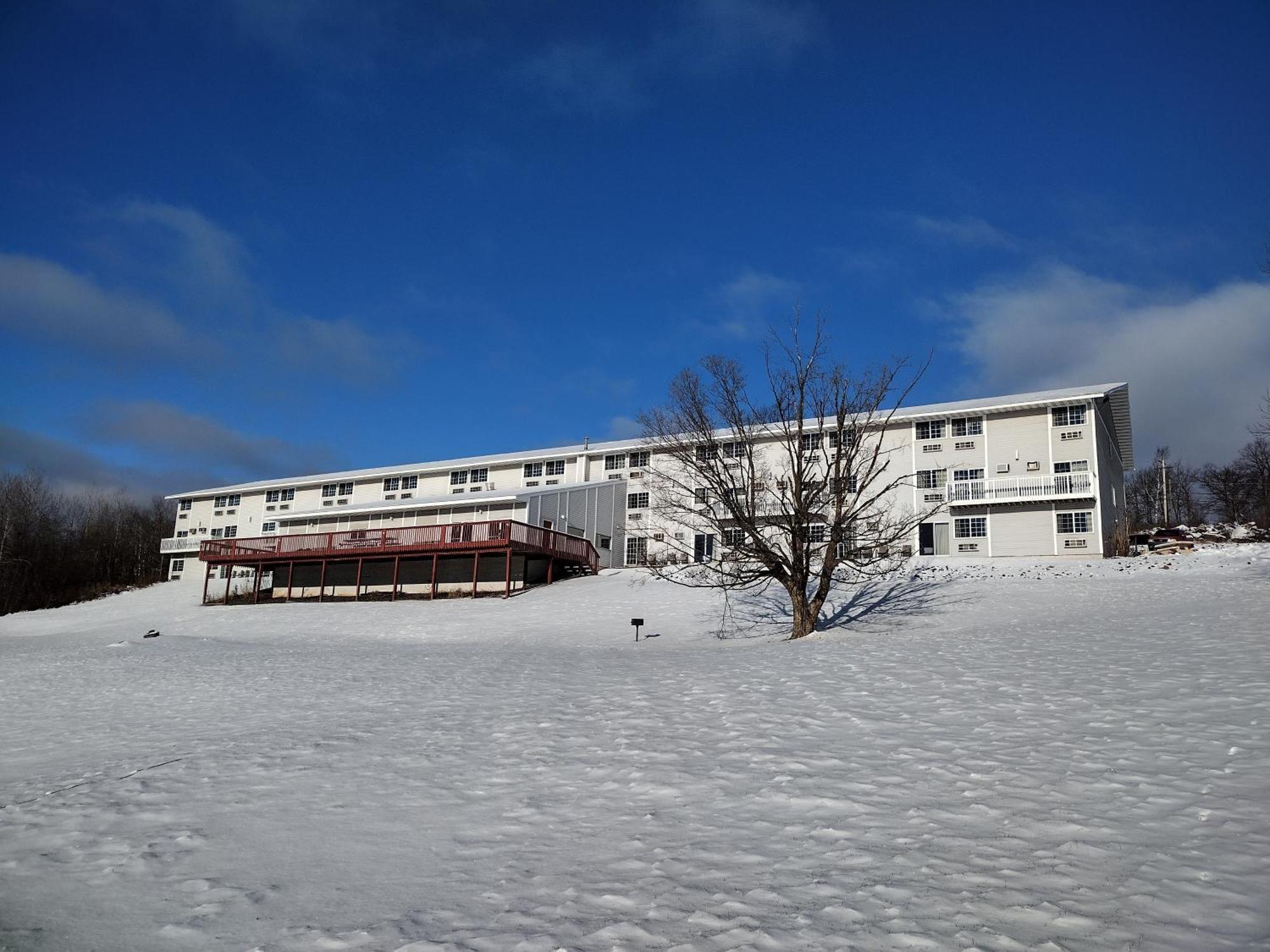 Hotel Baymont By Wyndham Proctor Duluth Exterior foto
